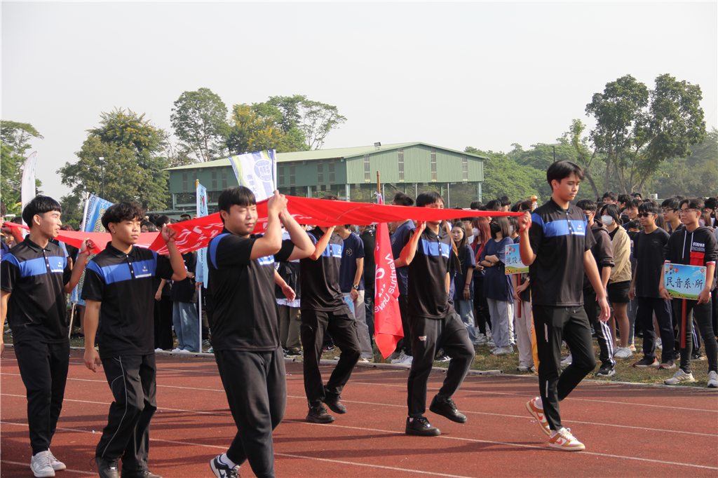114學年運動會-何Ｏ澤精選相片